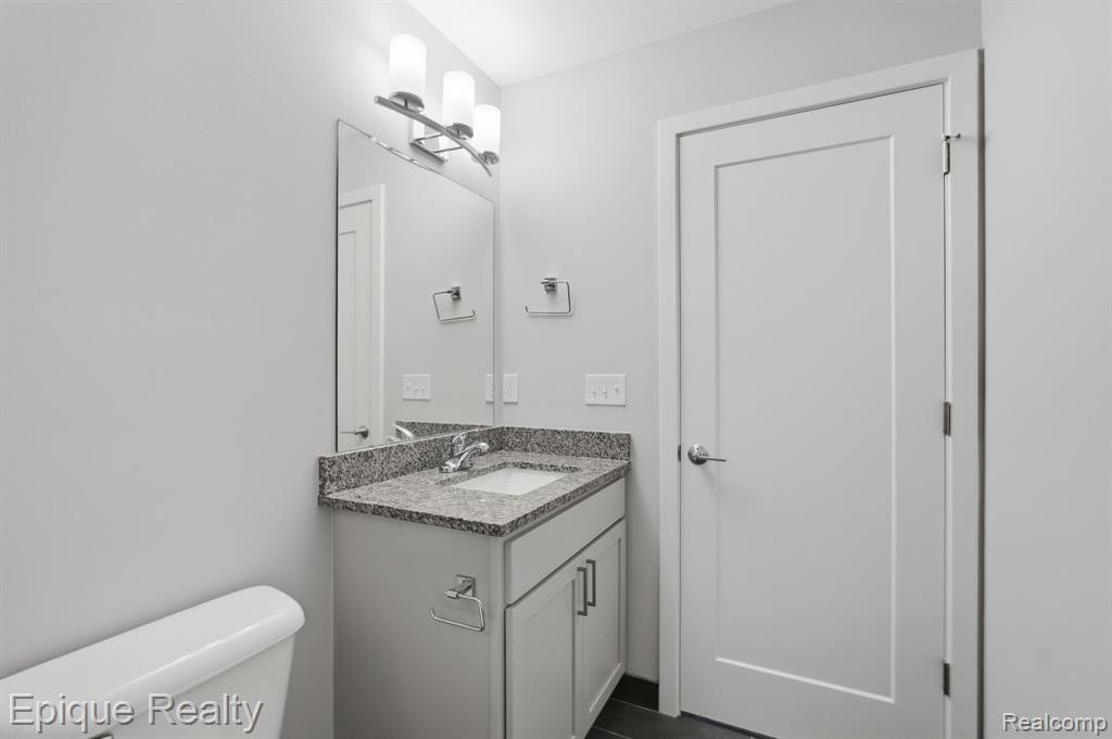 25558 Grandview Lane, 38, Novi, MI — Photo 12