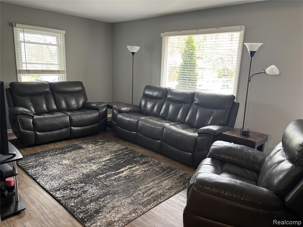 5407 Newcastle Drive SE, Kentwood, MI 49508 — Photo 7
