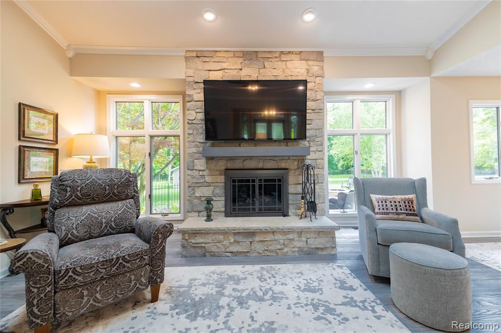 9158 Manchester Boulevard, Grosse Ile, MI 48138 — Photo 7