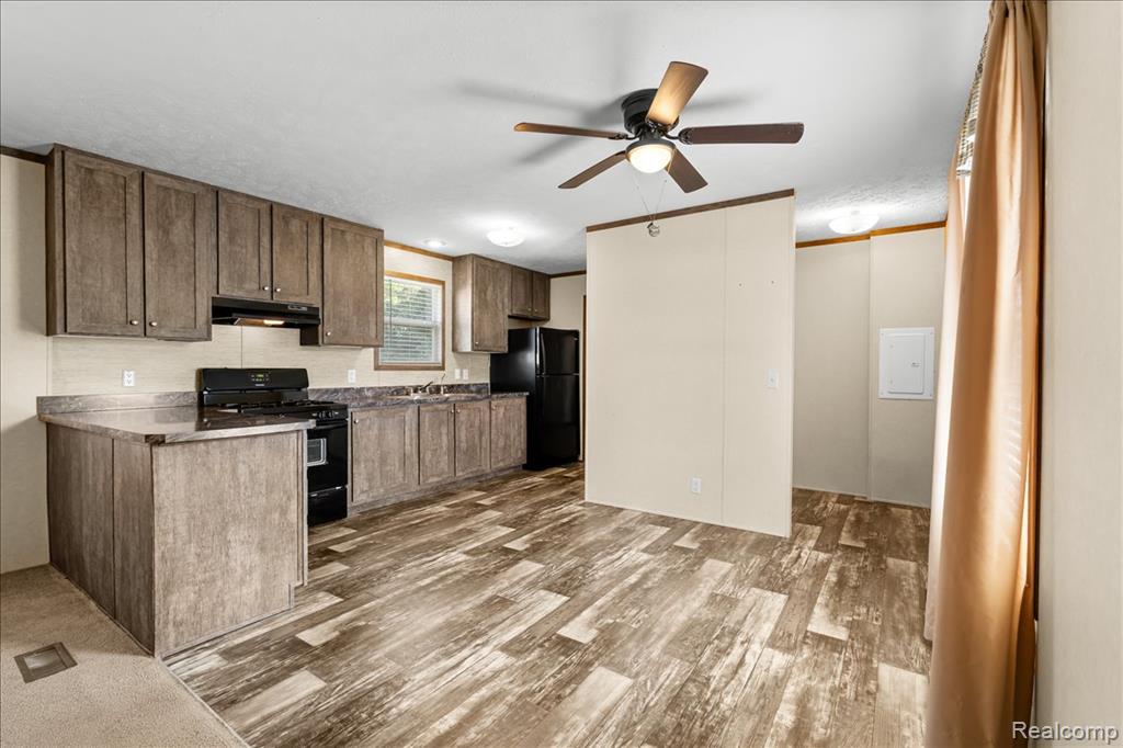 11731 Valerie Lane, Whitmore Lake, MI 48189 — Photo 6