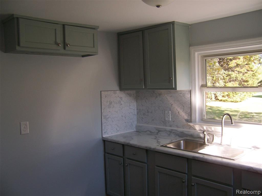 3255 Harrington Road, Port Huron, MI 48060 — Photo 28