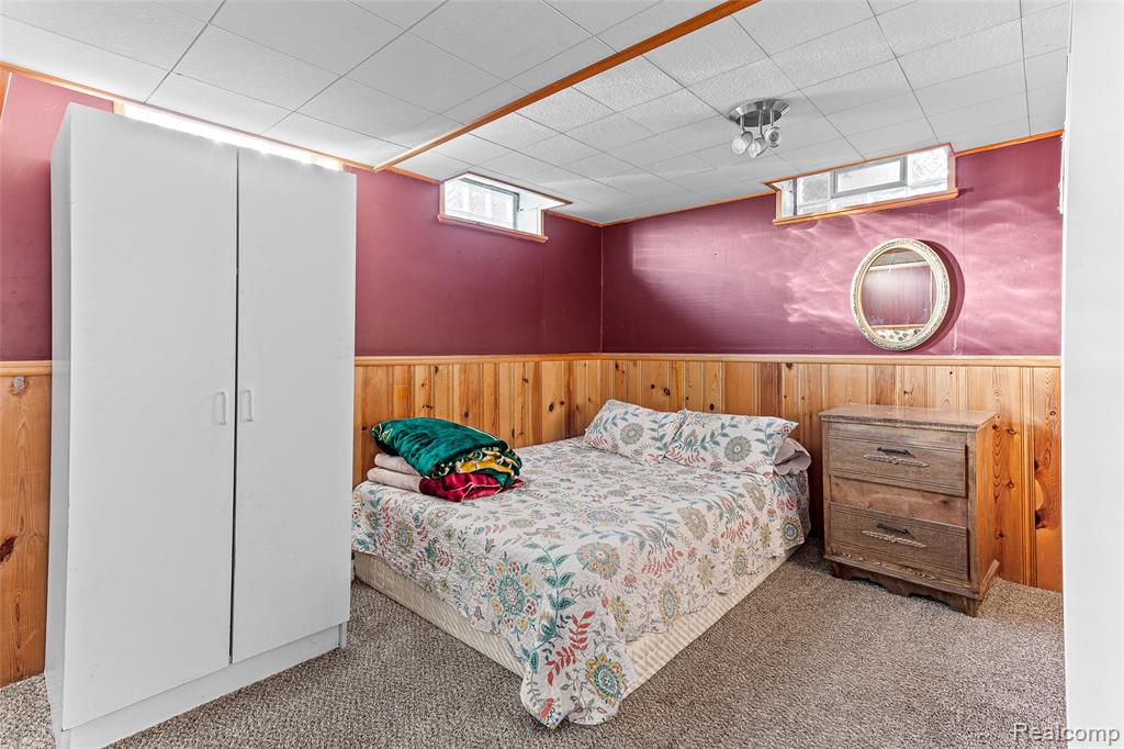 8681 Whitefield Street, Dearborn Heights, MI 48127 — Photo 23