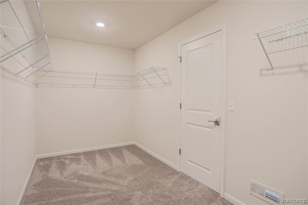 13101 Valencia Drive, Utica, MI 48315 — Photo 76