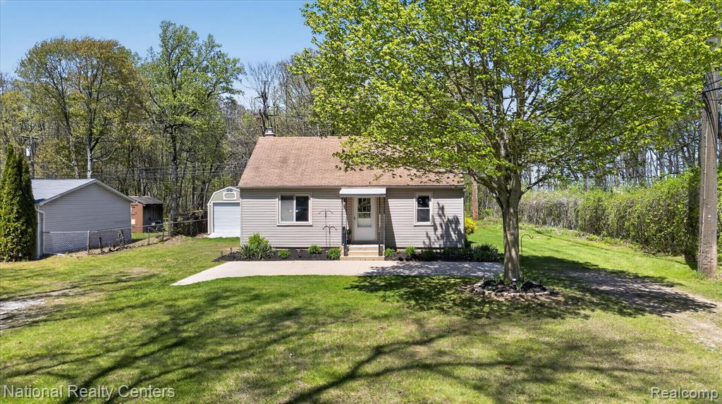 38982 Wabash Street, Romulus, MI 48174 — front exterior