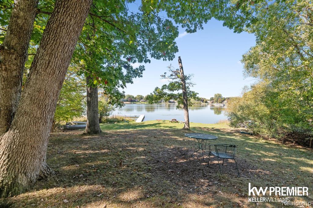 4862 Ashley Lane, Waterford, MI 48329 — Photo 26