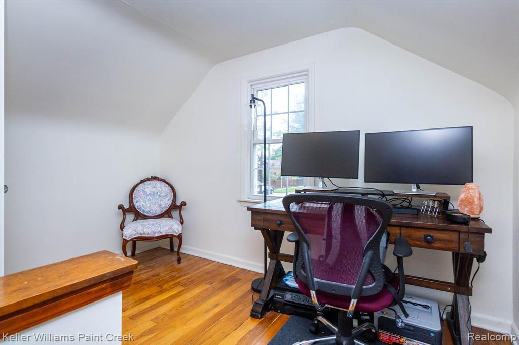 1466 Hampton Rd, Grosse Pointe Woods, MI 48236 — Photo 32