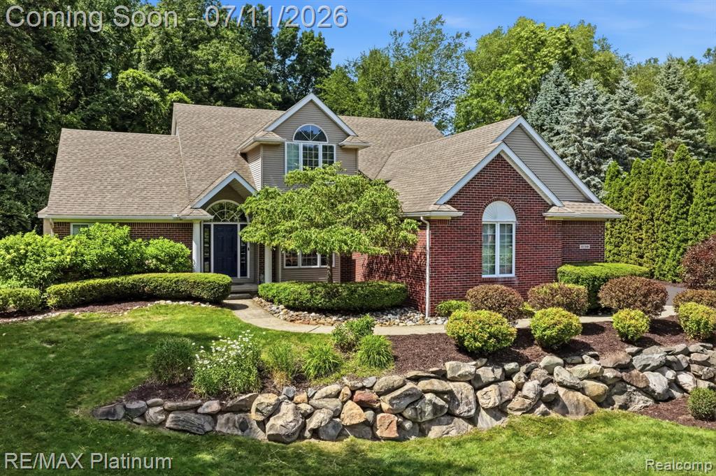 9159 Toddsway Drive, Brighton, MI 48114