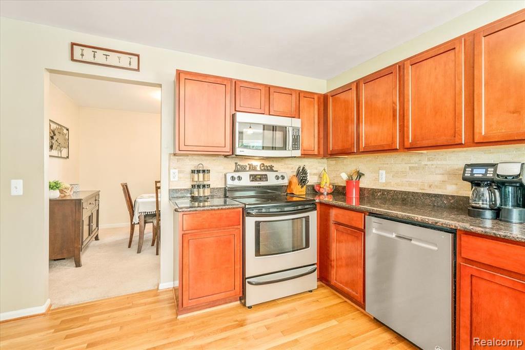 9193 E Walden Drive, Belleville, MI 48111 — Photo 22