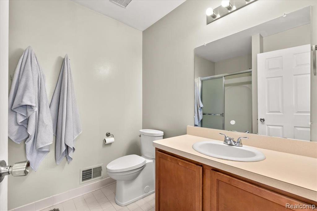 2070 Cloverly Lane, Ann Arbor, MI 48108 — Photo 15
