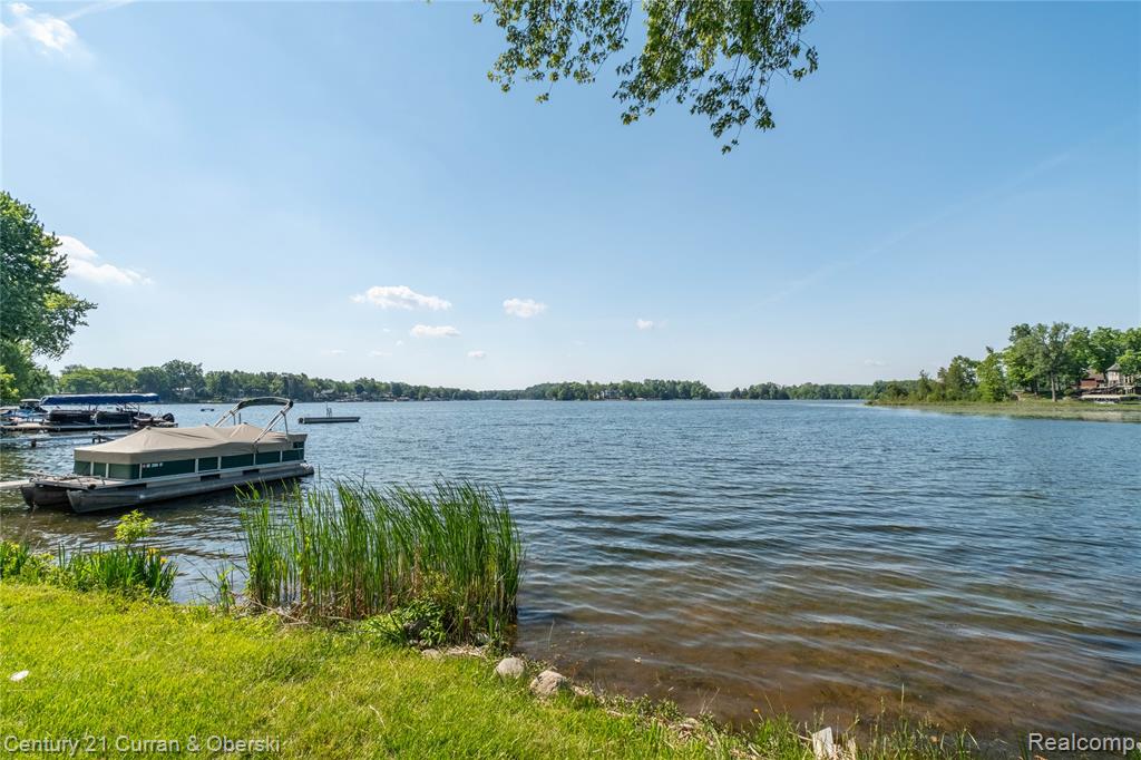 7224 Andersonville Road, Clarkston, MI — Photo 35