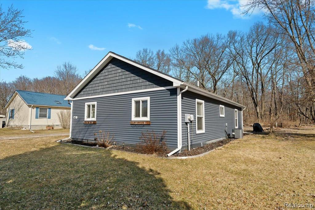 401 CHEROKEE Bend, Howell, MI 48843 — Photo 22