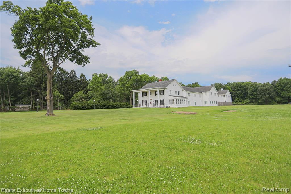 9334 River Road, Algonac, MI, 48001