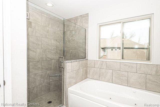 10475 Valley Drive, Goodrich Vlg, MI — Photo 16