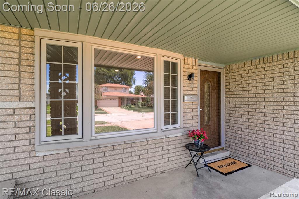 7432 Hillsboro Drive, Canton, MI 48187 — Photo 4