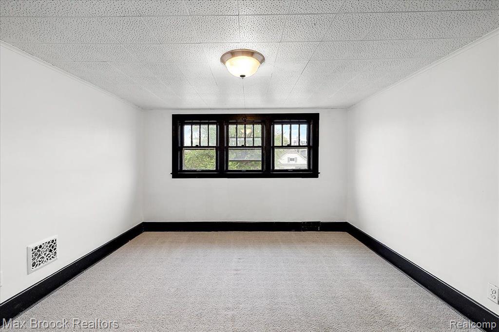 503 N WASHINGTON Avenue, Royal Oak, MI 48067 — Photo 26
