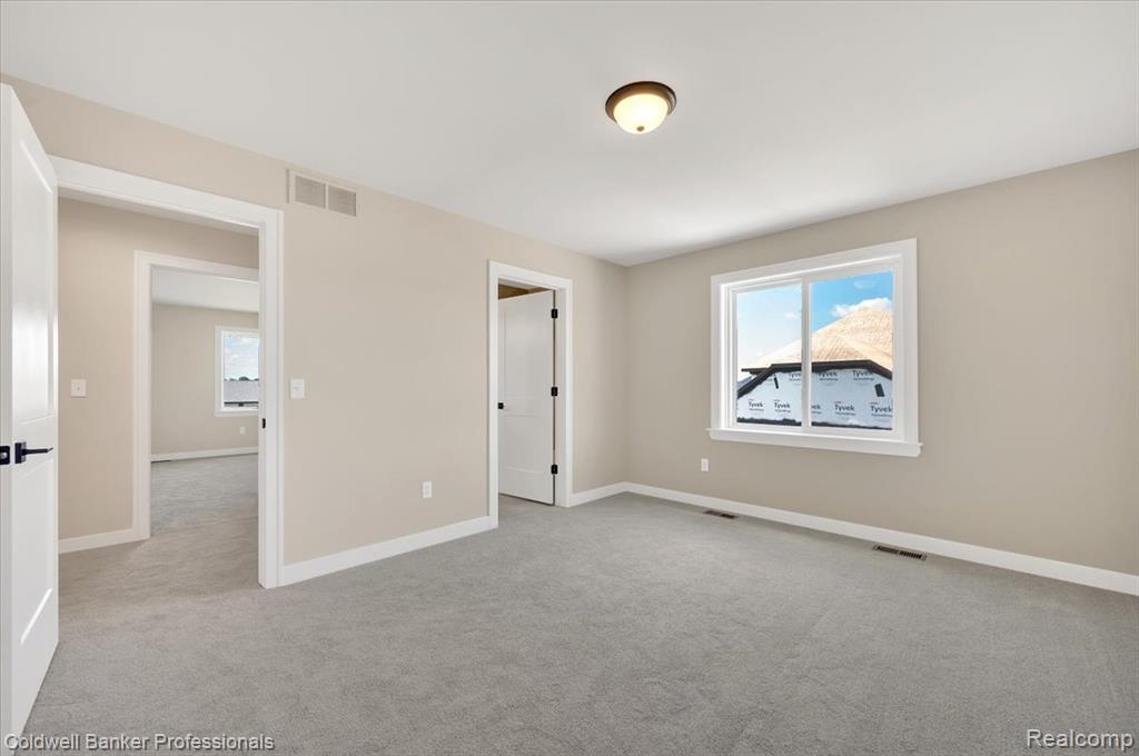 622 Westlake Avenue, Oxford, MI 48371 — Photo 38