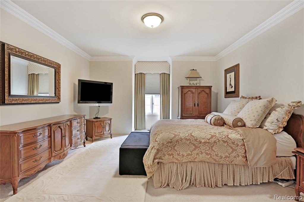 5826 Murfield Drive, Rochester, MI 48306 — Photo 35