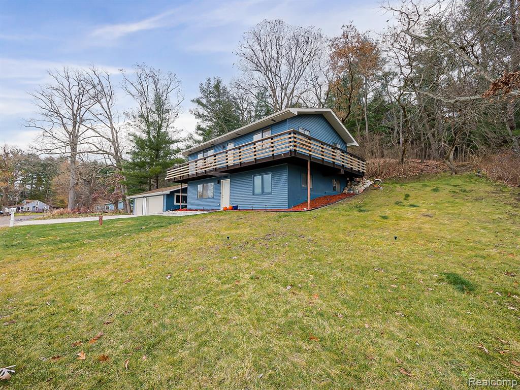 9900 S Big School Lot Lake Road, Holly, MI 48442 — Photo 32