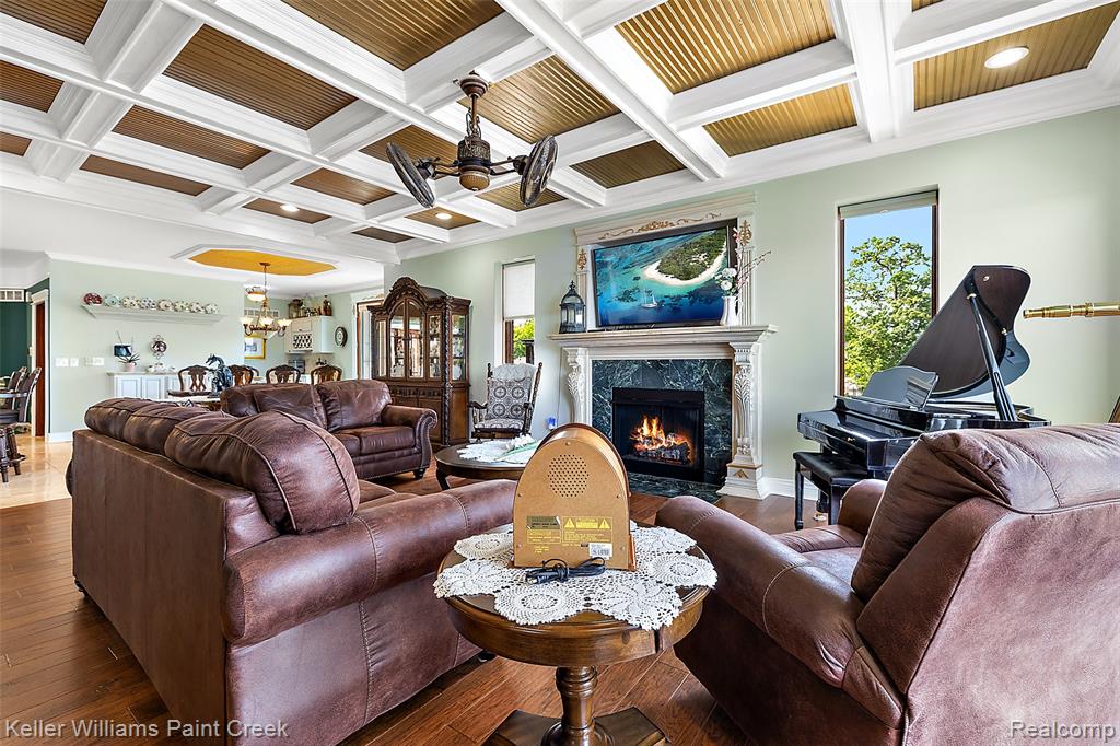 328 S Broadway Street, Lake Orion, MI 48362 — Photo 42
