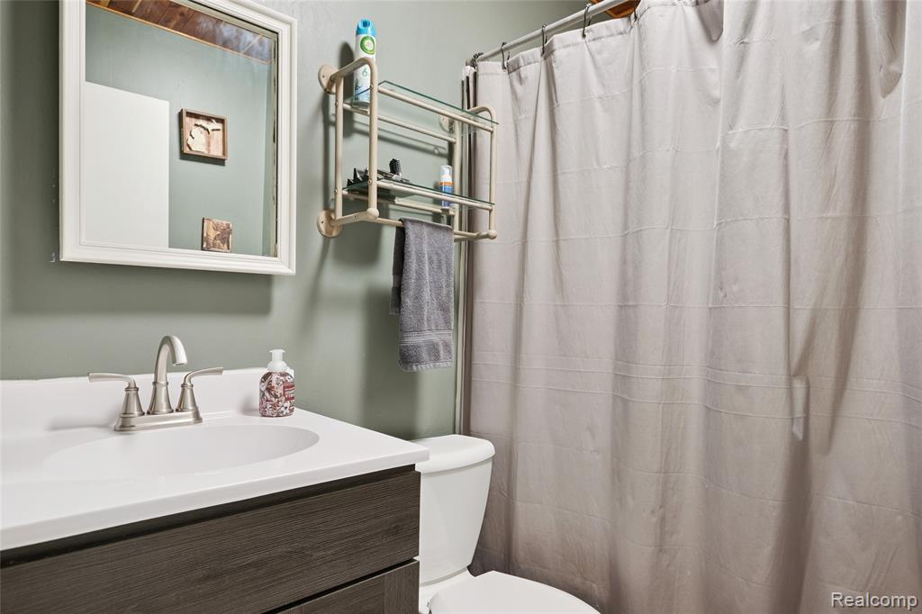 6524 Reilly Drive S, Gregory, MI 48137 — Photo 32