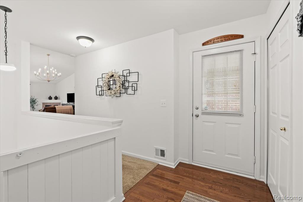 4685 Summer Ridge Drive, Howell, MI 48843 — Photo 19