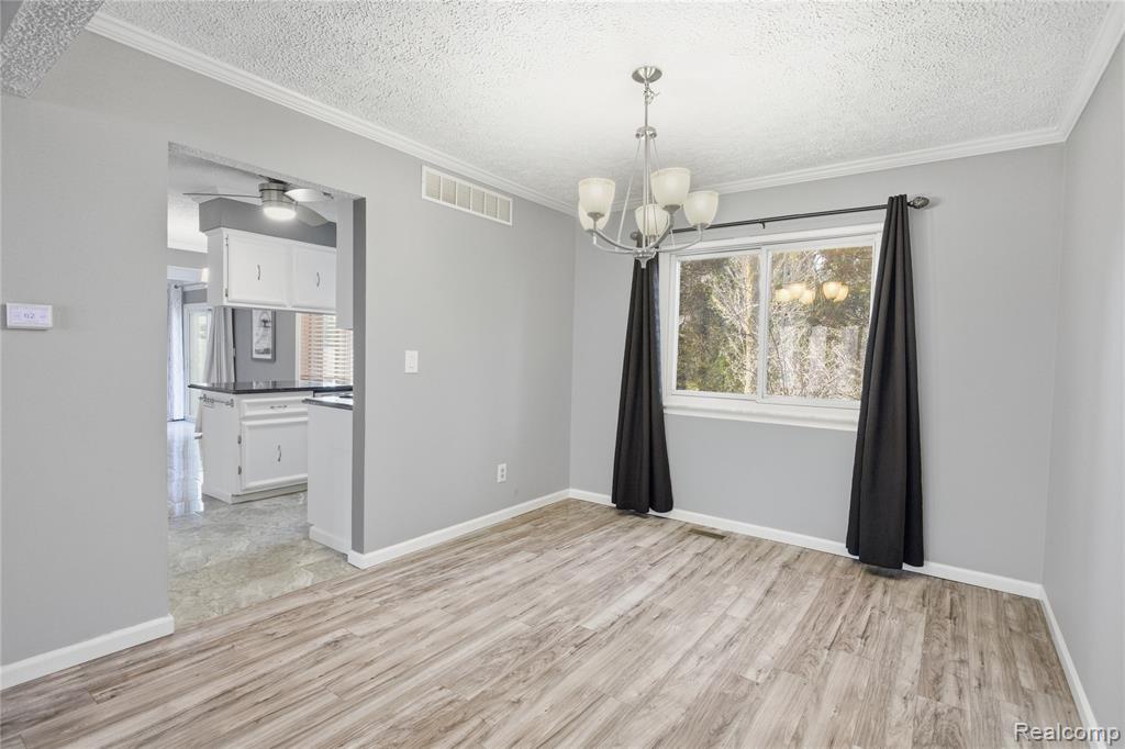 16213 Haverhill Drive, Macomb, MI 48044 — Photo 26