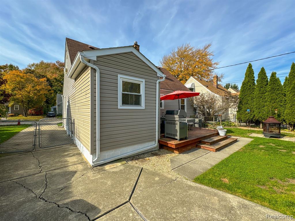 430 N Edgeworth Avenue, Royal Oak, MI 48067 — Photo 5