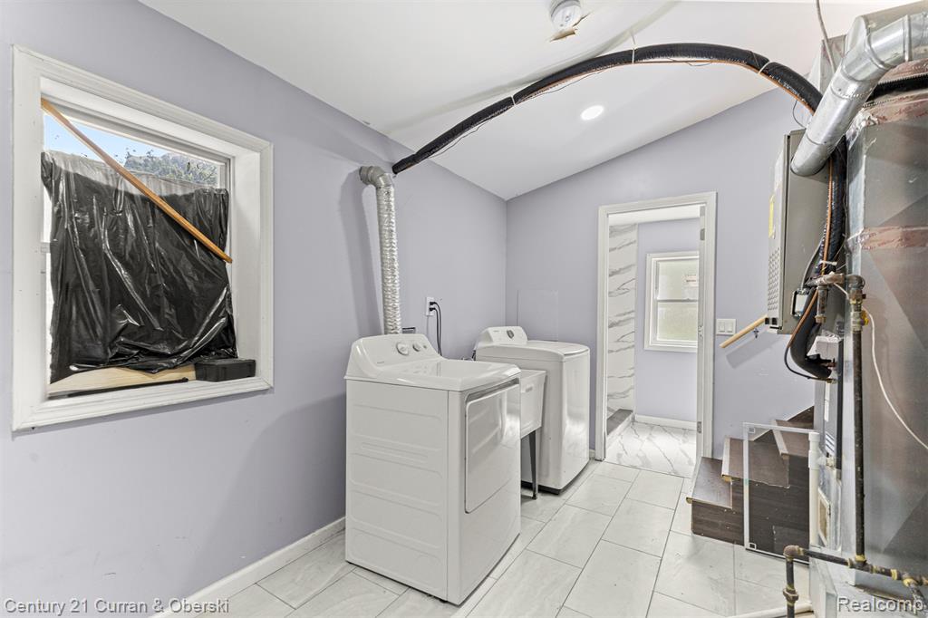 537 Helen Street, Inkster, MI 48141 — Photo 13