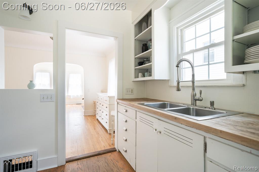 39 Mohawk Road, Pontiac, MI 48341 — Photo 4