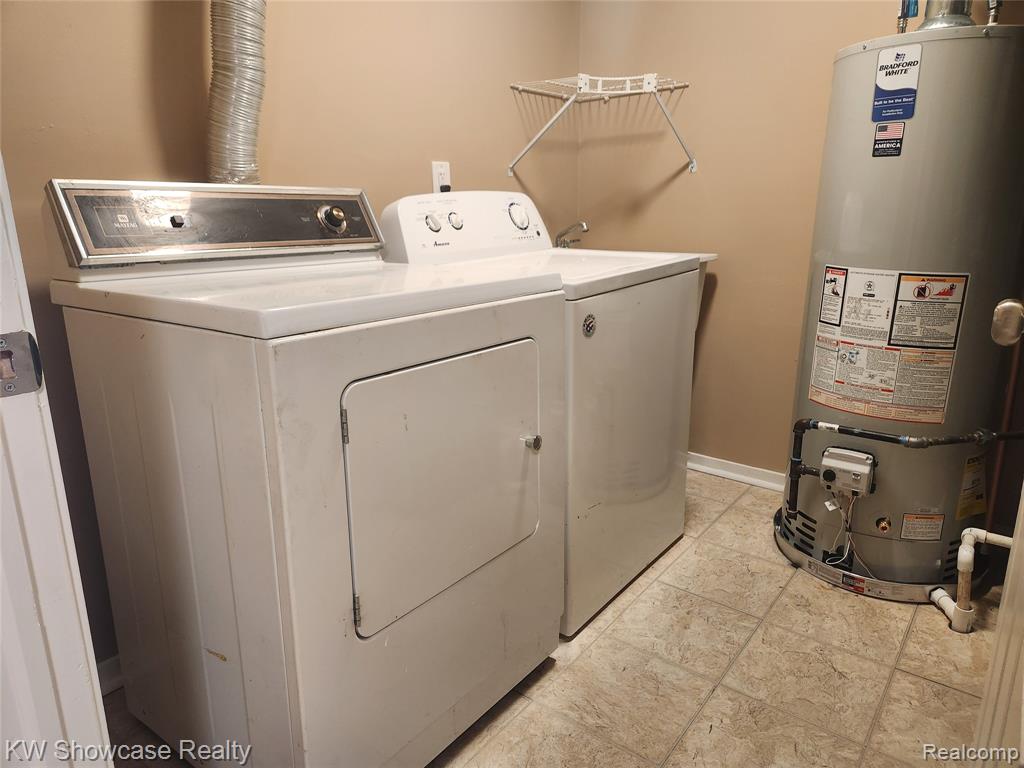 4896 Harbor Point Drive Drive, Waterford, MI — Photo 19