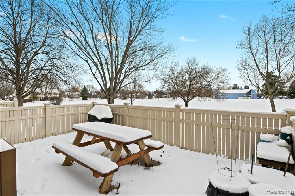 21106 W Glen Haven Circle, Novi, MI 48167 — Photo 28
