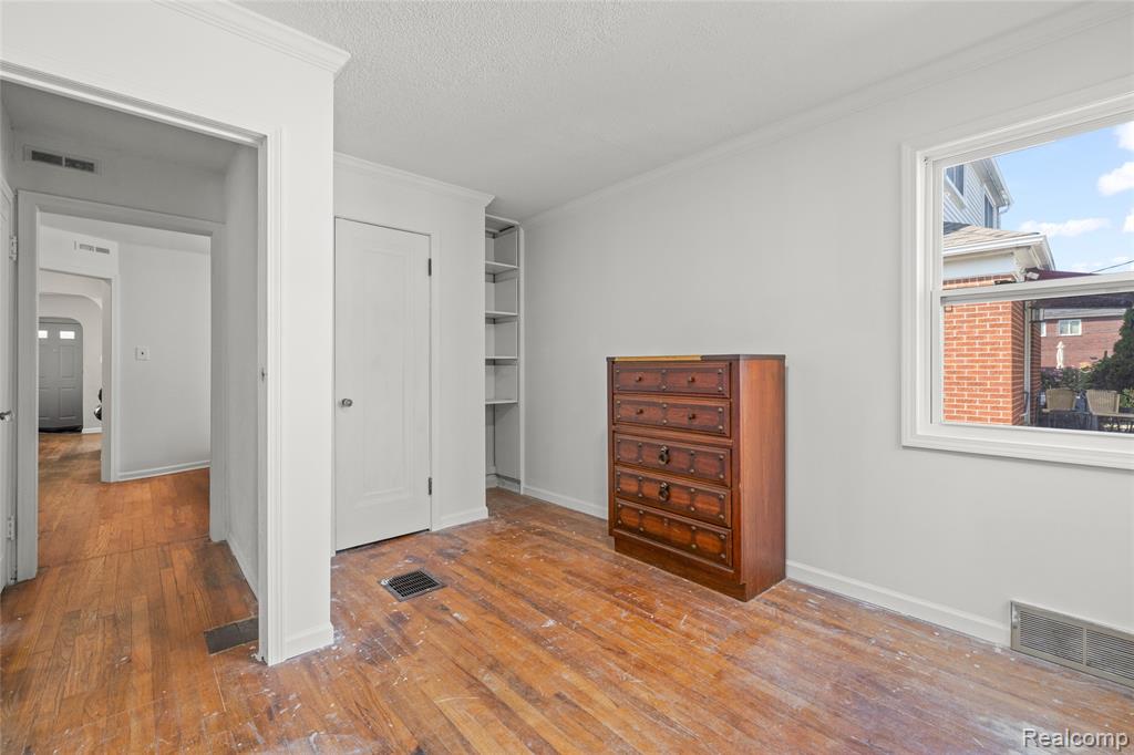 4964 Kenilworth Street, Dearborn, MI 48126 — Photo 12