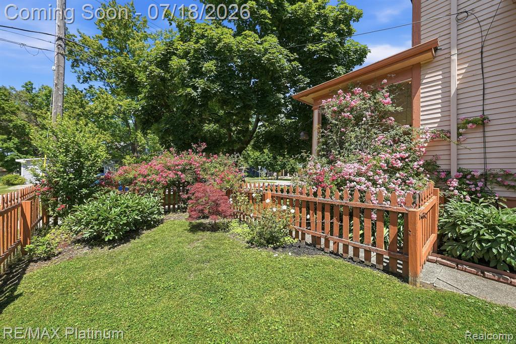 621 N Court Street, Howell, MI 48843 — Photo 50