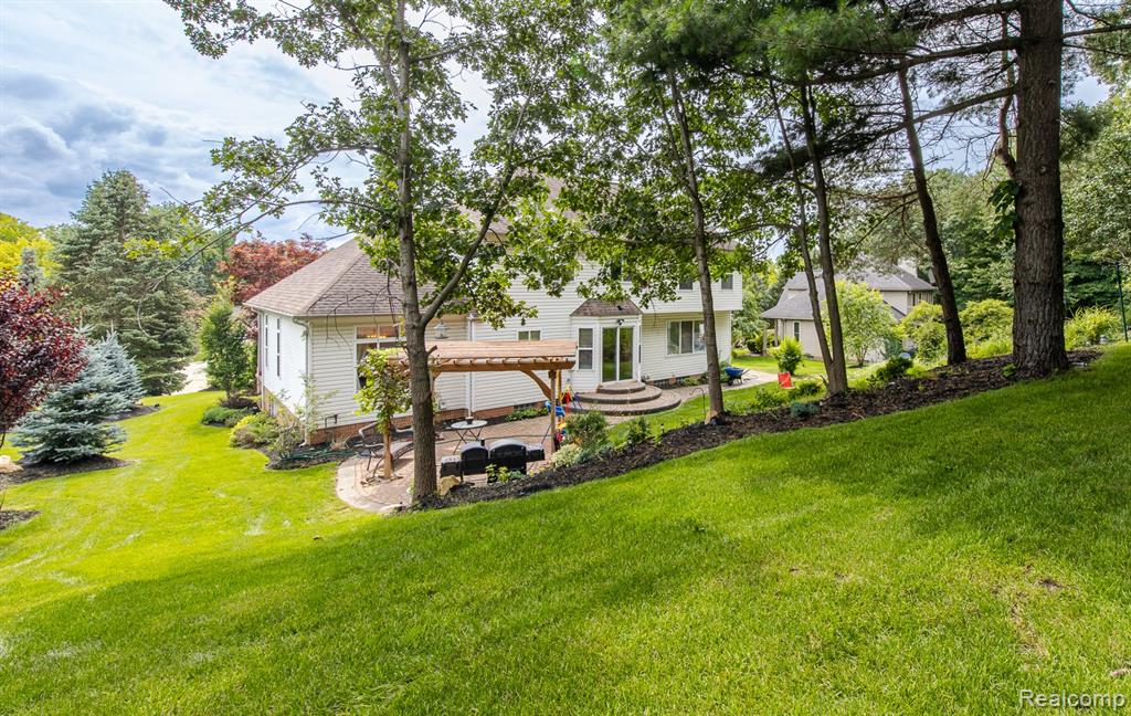 8640 Newport Drive, White Lake, MI — Photo 83