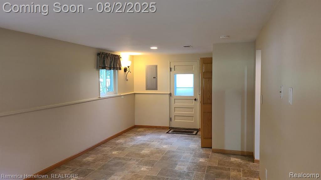 8736 Ringwood Drive, Commerce Twp, MI 48382 — Photo 11