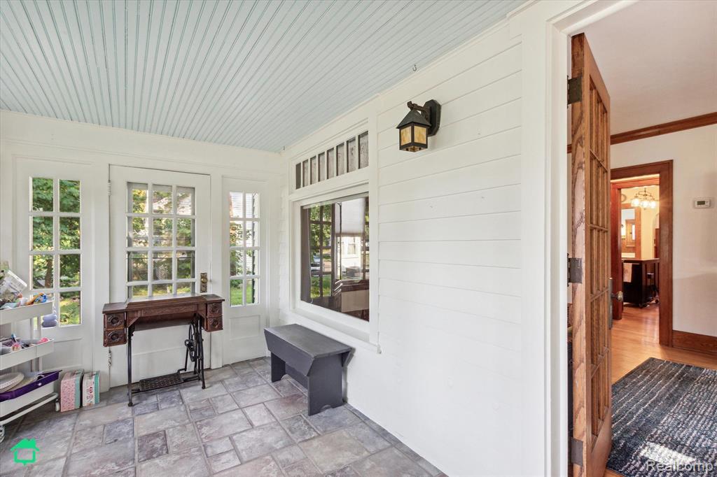 6097 Andersonville Road, Waterford, MI 48329 — Photo 18