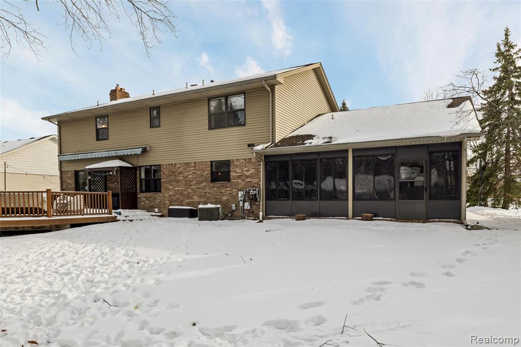 8374 Lasalle Court, Grosse Ile, MI 48138 — Photo 48