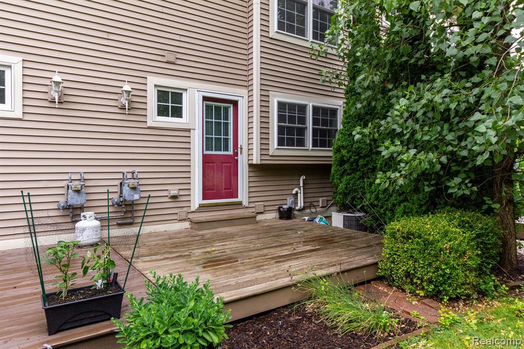 1017 BLUESTEM Lane, Ann Arbor, MI 48103 — Photo 33