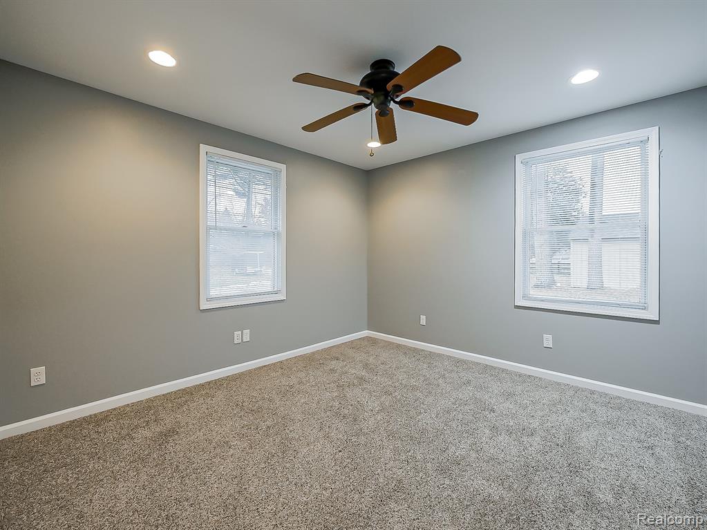 4744 Midland Drive, Pinckney, MI 48169 — Photo 12