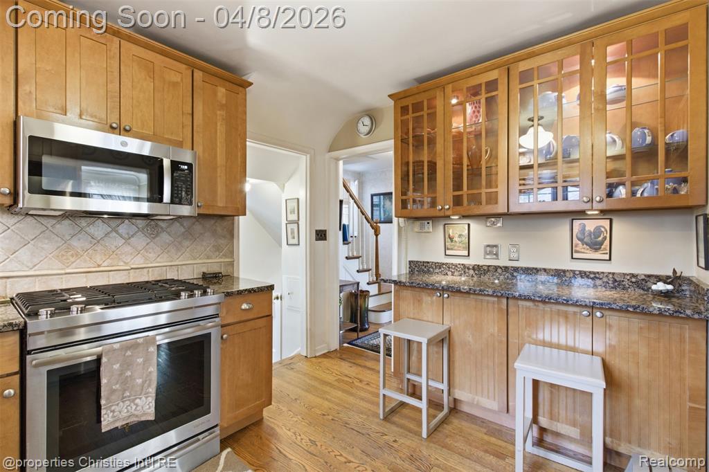 926 Abbey Street, Birmingham, MI 48009 — Photo 18