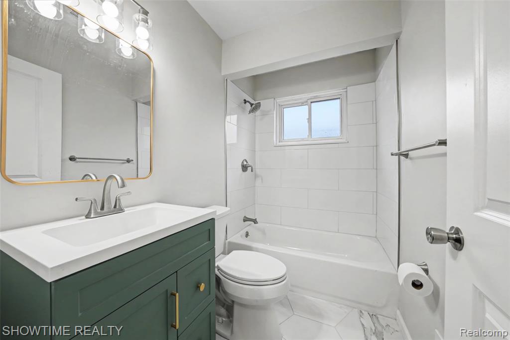 22620 Raven Avenue, Eastpointe, MI 48021 — Photo 18