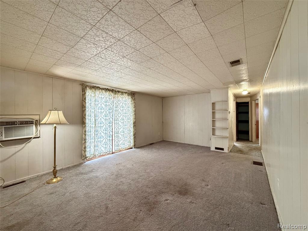6377 E Atherton Road, Burton, MI 48519 — Photo 5