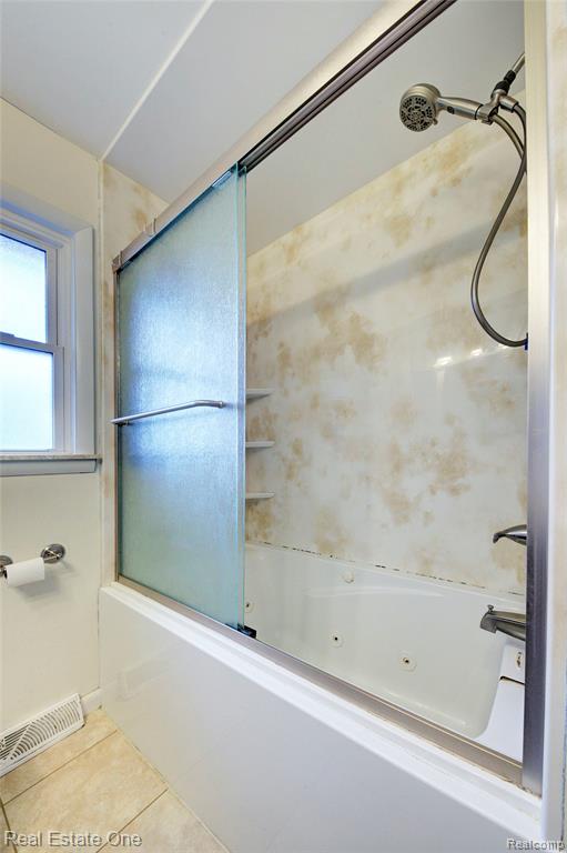 2293 Nichols Avenue, Grand Blanc, MI 48507 — Photo 12
