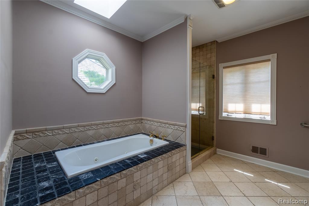 62 Chateaux Du Lac Drive, 14, Fenton, MI 48430 — Photo 26