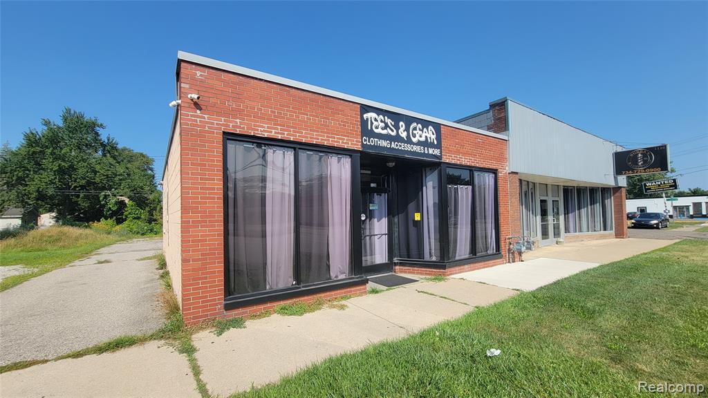 1128 Middlebelt Road, Inkster, MI 48141