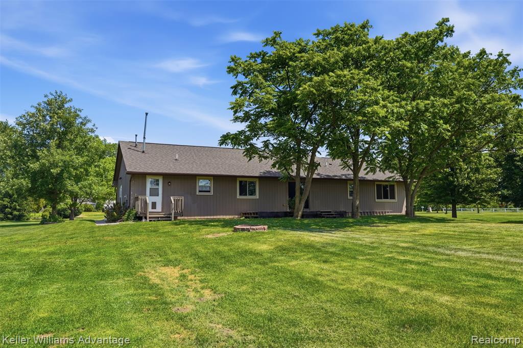 48053 Harris Road, Belleville, MI 48111 — Photo 30