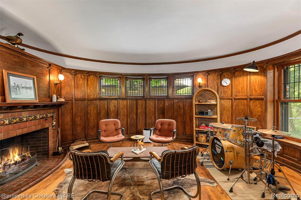 36 Longfellow Street, Detroit, MI 48202 — Photo 28