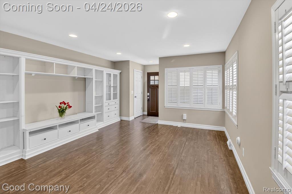 627 Kayser Avenue, Royal Oak, MI 48067 — Photo 14