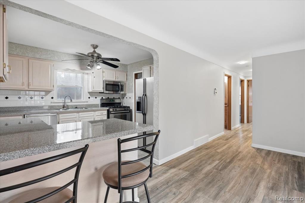 30362 West Road, New Boston, MI 48164 — Photo 5