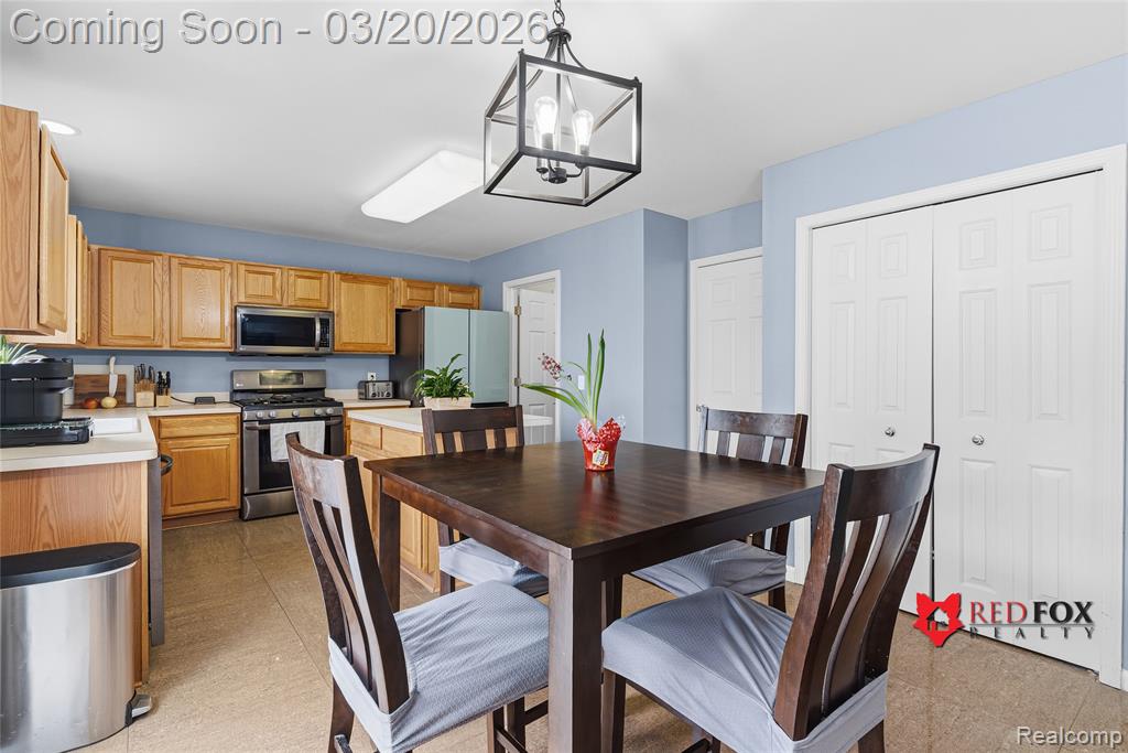 5035 Meadow Crest Circle, Holly, MI 48442 — Photo 14